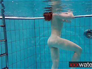 bouncy backside underwater Katrin